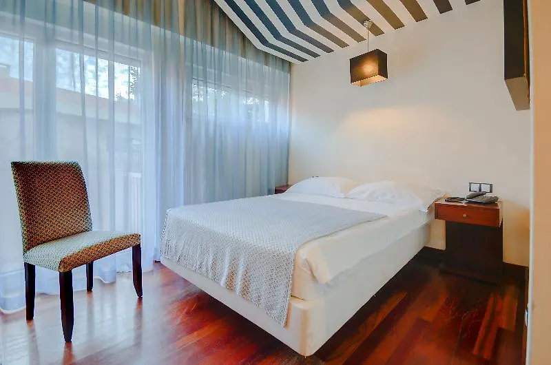 Hotel Principe Real Lisboa 4*,